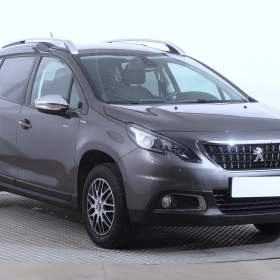 Fotka k inzerátu Peugeot 2008 1.2 PureTech / 19125660