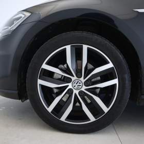 Foto inzerátu Volkswagen e-Golf 32 kWh - 37 Ah