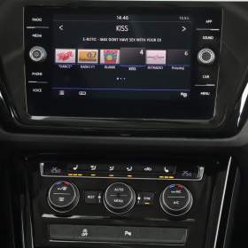 Foto inzerátu Volkswagen Touran 2.0 TDI