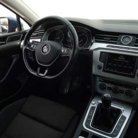 Foto inzerátu Volkswagen Passat 2.0 TDI