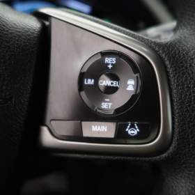 Foto inzerátu Honda Civic 1.0 VTEC Turbo