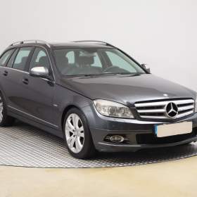 Fotka k inzerátu Mercedes- Benz Třídy C C 320 CDI 4MATIC / 19627972