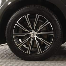 Foto inzerátu Volvo XC60 T5 AWD