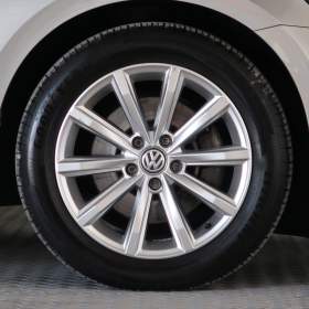 Foto inzerátu Volkswagen Passat 1.6 TDI
