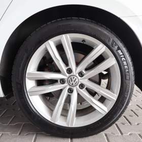 Foto inzerátu Volkswagen Passat 1.5 TSI