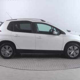 Foto inzerátu Peugeot 2008 1.2 PureTech