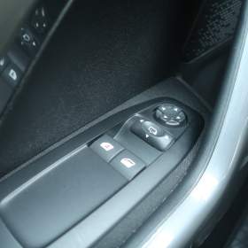 Foto inzerátu Peugeot 2008 1.2 PureTech