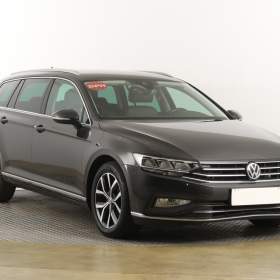 Volkswagen Passat 2.0 TDI / 19631846