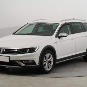 Foto inzerátu Volkswagen Passat 2.0 TDI
