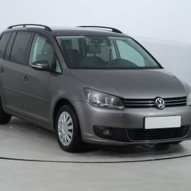 Volkswagen Touran 1.6 TDI / 19631963