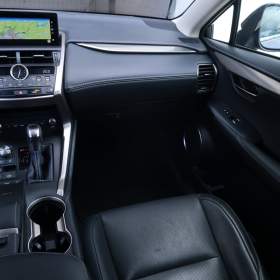 Foto inzerátu Lexus NX 300h