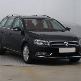 Fotka k inzerátu Volkswagen Passat 2.0 TDI / 19631846