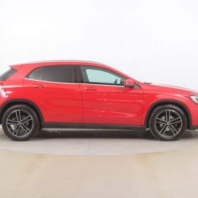 Foto inzerátu Mercedes-Benz GLA GLA 200 d 4MATIC