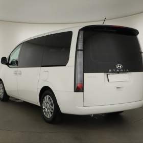 Foto inzerátu Hyundai Staria 2.2 CRDi