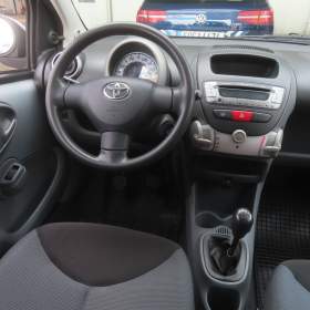 Foto inzerátu Toyota Aygo 1.0 VVT-i