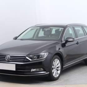 Foto inzerátu Volkswagen Passat 2.0 TDI