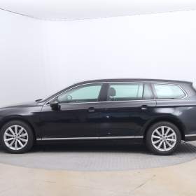 Foto inzerátu Volkswagen Passat 2.0 TDI