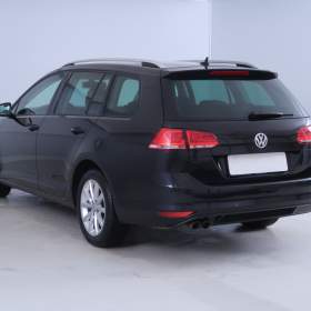 Foto inzerátu Volkswagen Golf 2.0 TDI