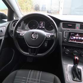 Foto inzerátu Volkswagen Golf 2.0 TDI