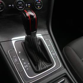 Foto inzerátu Volkswagen Golf 2.0 TDI