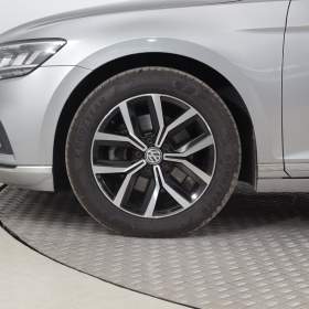 Foto inzerátu Volkswagen Passat 2.0 TDI