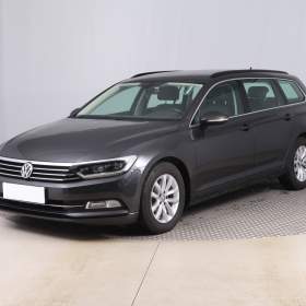 Foto inzerátu Volkswagen Passat 2.0 TDI