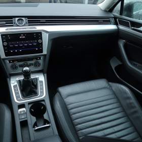 Foto inzerátu Volkswagen Passat 2.0 TDI