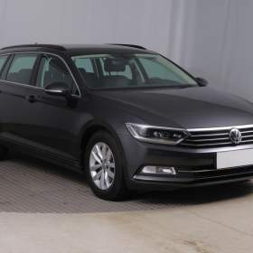 Volkswagen Passat 2.0 TDI / 19635387