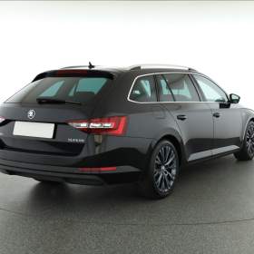 Foto inzerátu Škoda Superb 2.0 TDI