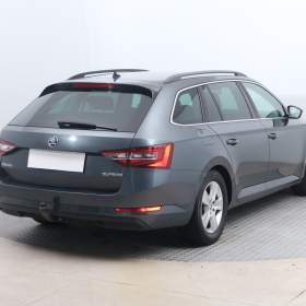 Foto inzerátu Škoda Superb 2.0 TDI