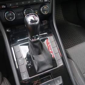 Foto inzerátu Škoda Superb 2.0 TDI