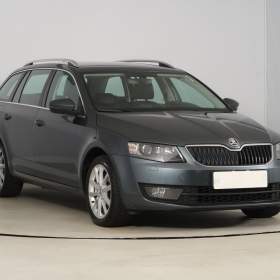Fotka k inzerátu Škoda Octavia 1.0 TSI / 19555425