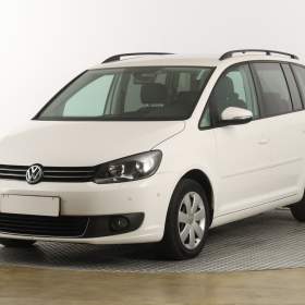 Foto inzerátu Volkswagen Touran 1.6 TDI