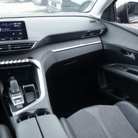 Foto inzerátu Peugeot 3008 1.5 BlueHDi