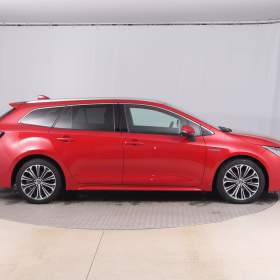 Foto inzerátu Toyota Corolla 1.8 Hybrid