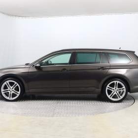 Foto inzerátu Volkswagen Passat 1.6 TDI