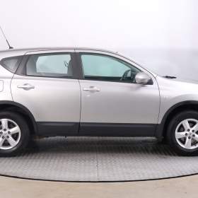 Foto inzerátu Nissan Qashqai 1.6