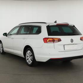 Foto inzerátu Volkswagen Passat 2.0 TDI