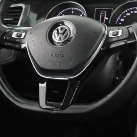 Foto inzerátu Volkswagen Golf 1.6 TDI