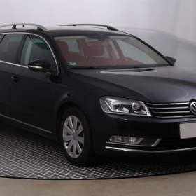 Fotka k inzerátu Volkswagen Passat 2.0 TDI / 19635227