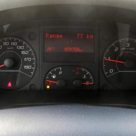 Foto inzerátu Citroën Jumper 2.2 BlueHDi