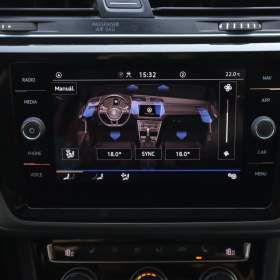 Foto inzerátu Volkswagen Touran 2.0 TDI