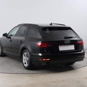 Foto inzerátu Audi A4 2.0 TDI