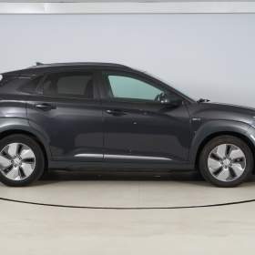 Foto inzerátu Hyundai Kona Electric 64 kWh