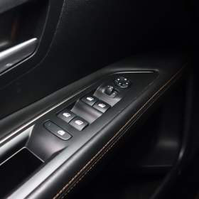 Foto inzerátu Peugeot 3008 2.0 BlueHDi