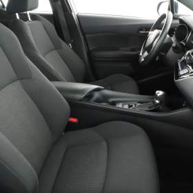 Foto inzerátu Toyota C-HR 1.8 Hybrid