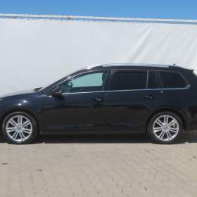 Foto inzerátu Volkswagen Golf 2.0 TDI