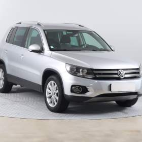 Foto inzerátu Volkswagen Tiguan 2.0 TDI