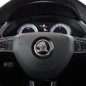 Foto inzerátu Škoda Superb 2.0 TDI