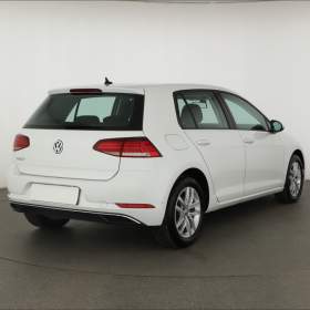 Foto inzerátu Volkswagen Golf 2.0 TDI